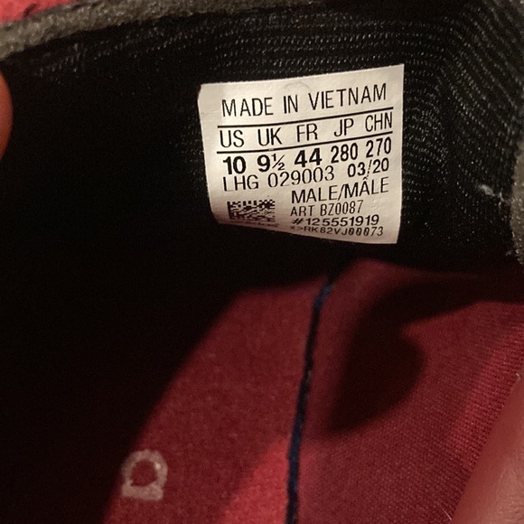 Adidas Campus maroon men’s tennis shoe - size 10 - Picture 6 of 6